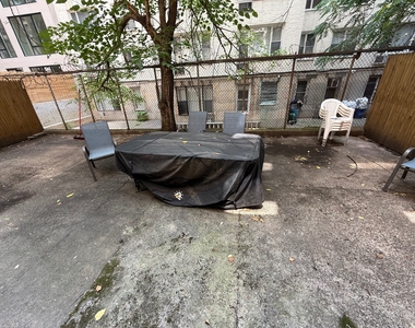 440 East 78th Street - Photo Thumbnail 3