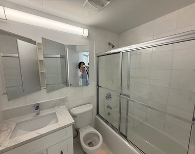 440 East 78th Street - Photo Thumbnail 7