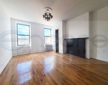 250 Stuyvesant Avenue - Photo Thumbnail 1