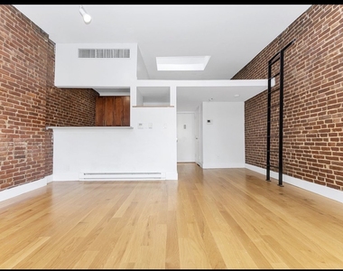 23 West 94th Street - Photo Thumbnail 3