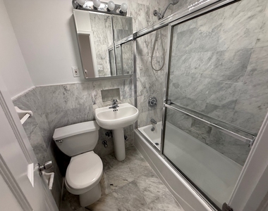 440 East 78th Street - Photo Thumbnail 9