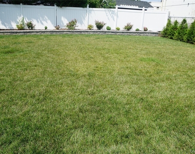 70 Dobbs Ferry Road - Photo Thumbnail 8