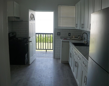 70 Dobbs Ferry Road - Photo Thumbnail 4