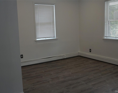 70 Dobbs Ferry Road - Photo Thumbnail 14
