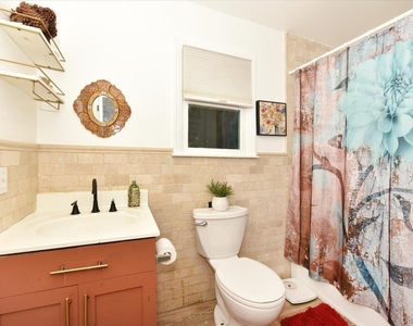 109 Charles Street - Photo Thumbnail 13