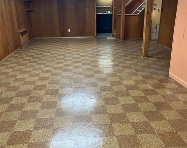 12 Lenore Avenue - Photo Thumbnail 11