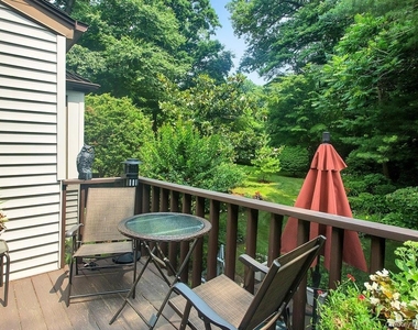 160 Dove Hill Drive - Photo Thumbnail 21