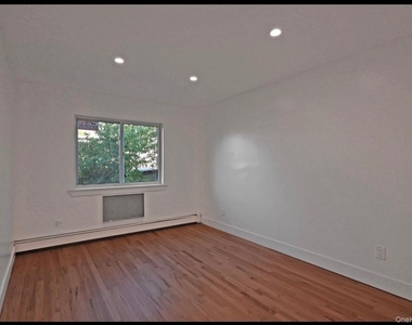 1943 76th Street - Photo Thumbnail 5