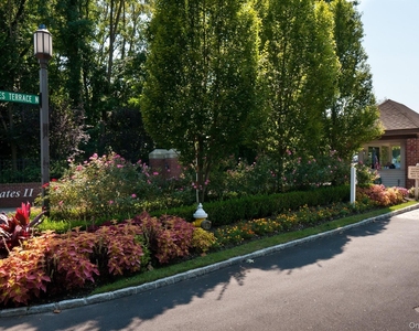 144 Dove Hill Drive - Photo Thumbnail 20
