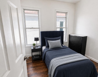 407 Victory Avenue - Photo Thumbnail 11