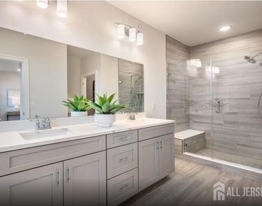 311 Sadie Circle - Photo Thumbnail 7