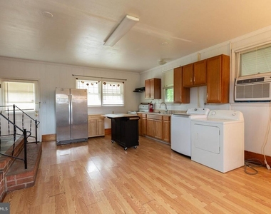 612 Preston Street N - Photo Thumbnail 3