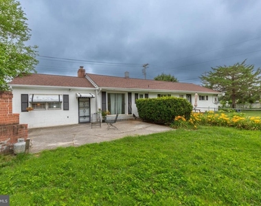 612 Preston Street N - Photo Thumbnail 1