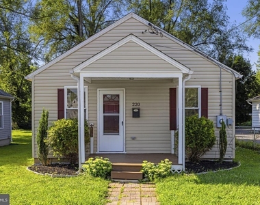 220 E 2nd Avenue - Photo Thumbnail 1