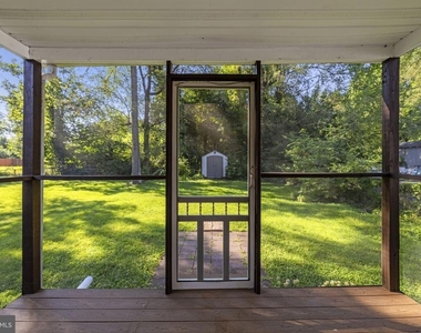 220 E 2nd Avenue - Photo Thumbnail 33