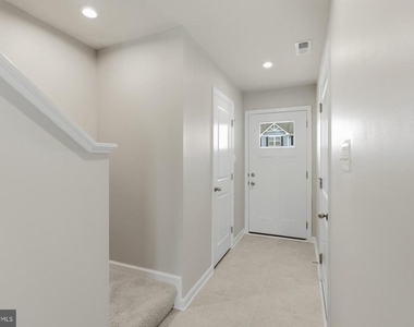 64 Dripping Springs Dr - Photo Thumbnail 6