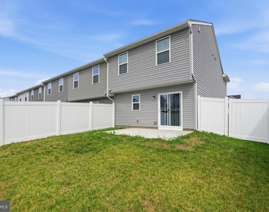 64 Dripping Springs Dr - Photo Thumbnail 17