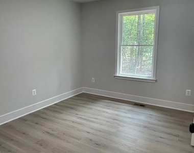 58 Wildwood Rd - Photo Thumbnail 14