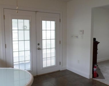 16 Alma Lane - Photo Thumbnail 3