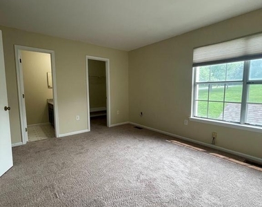 405 Windsor Ridge Court - Photo Thumbnail 17
