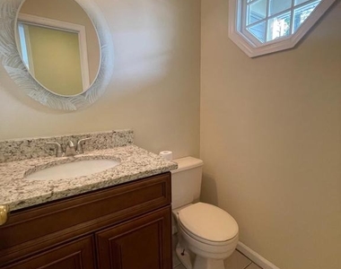 405 Windsor Ridge Court - Photo Thumbnail 2