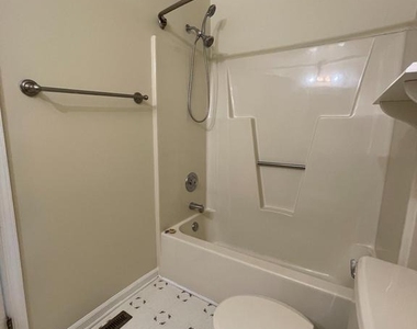 405 Windsor Ridge Court - Photo Thumbnail 14