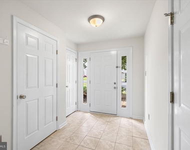 4701 Colonnade Way - Photo Thumbnail 24