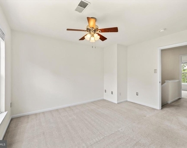 4701 Colonnade Way - Photo Thumbnail 15