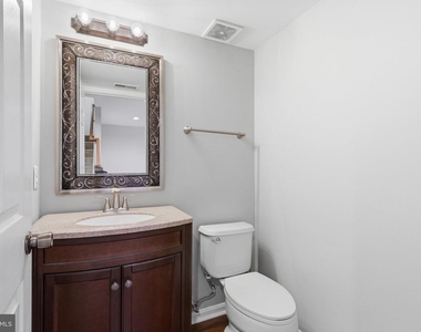 8110 Cerromar Way - Photo Thumbnail 18