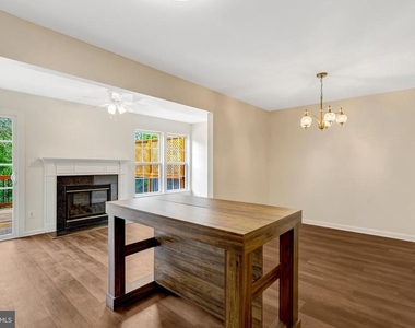 7057 Sauvage Lane - Photo Thumbnail 13