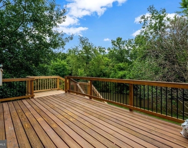 7057 Sauvage Lane - Photo Thumbnail 21