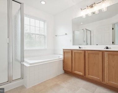 7057 Sauvage Lane - Photo Thumbnail 5