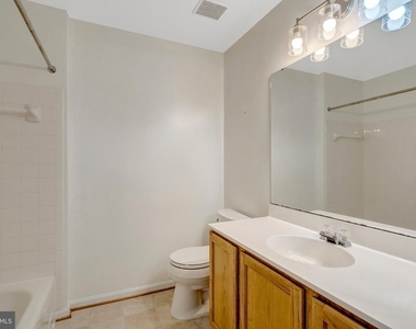 7057 Sauvage Lane - Photo Thumbnail 28