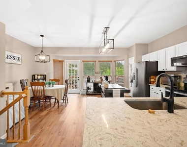 7005 Manahoac Place - Photo Thumbnail 5