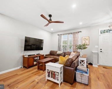 7005 Manahoac Place - Photo Thumbnail 7