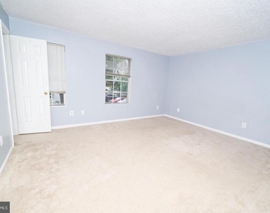 9250 Niki Place - Photo Thumbnail 23