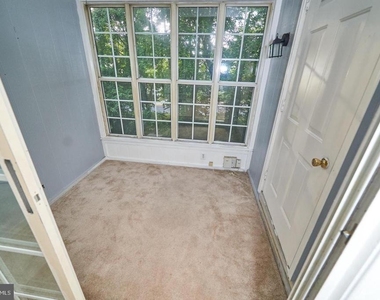 9250 Niki Place - Photo Thumbnail 24