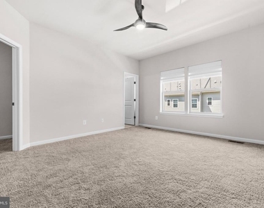 9365 Barnes Loop - Photo Thumbnail 22