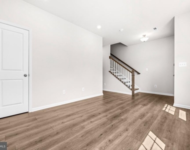 9365 Barnes Loop - Photo Thumbnail 38