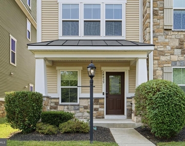 24859 Coats Square - Photo Thumbnail 3