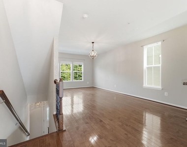 24859 Coats Square - Photo Thumbnail 11