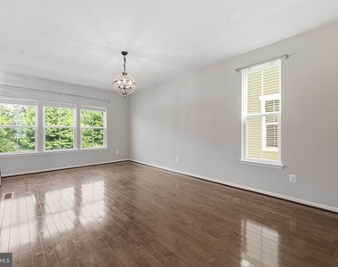 24859 Coats Square - Photo Thumbnail 12