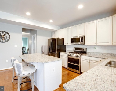 43023 Spyder Place - Photo Thumbnail 11