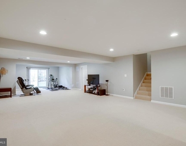43023 Spyder Place - Photo Thumbnail 45