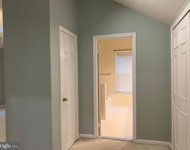 9603 Waterline Drive - Photo Thumbnail 24
