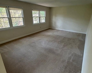 3816 Ridgelea Drive - Photo Thumbnail 15
