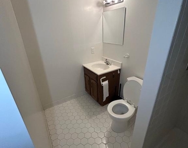 3816 Ridgelea Drive - Photo Thumbnail 24