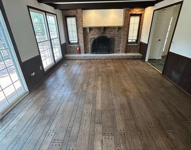 3816 Ridgelea Drive - Photo Thumbnail 13