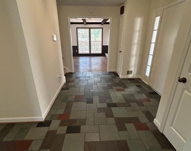 3816 Ridgelea Drive - Photo Thumbnail 1