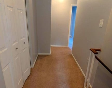 5612 Sutherland Court - Photo Thumbnail 21